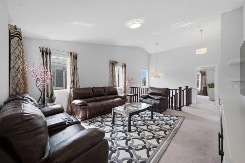 21 Redstone Heath Ne, Calgary, AB 