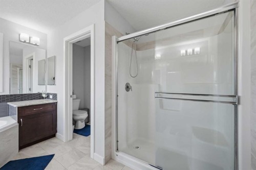 21 Redstone Heath Ne, Calgary, AB 