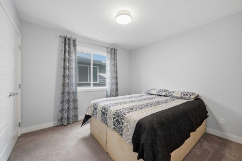 21 Redstone Heath Ne, Calgary, AB 