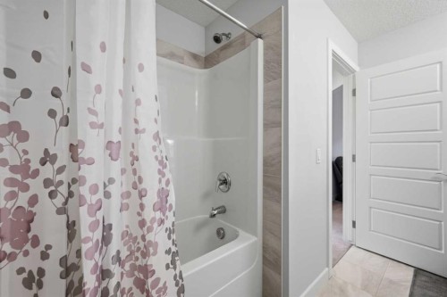 21 Redstone Heath Ne, Calgary, AB 