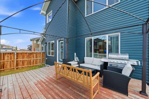 21 Redstone Heath Ne, Calgary, AB 