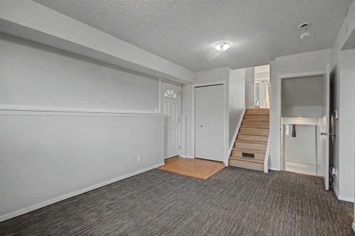 2444 Woodview Drive Sw, Calgary, AB 