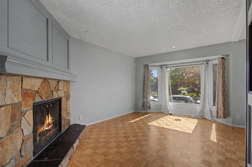 2444 Woodview Drive Sw, Calgary, AB 