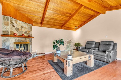 7207 Fleetwood Drive Se, Calgary, AB 