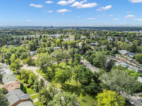 7207 Fleetwood Drive Se, Calgary, AB 