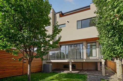 3816 17 Street Sw, Calgary, AB 