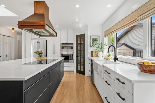 10832 Mapleford Road Se, Calgary, AB 