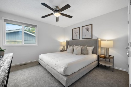 839 Lake Twintree Crescent Se, Calgary, AB 