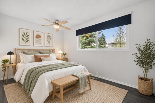 839 Lake Twintree Crescent Se, Calgary, AB 