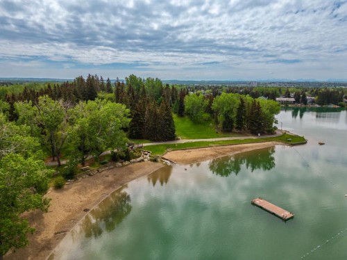 839 Lake Twintree Crescent Se, Calgary, AB 