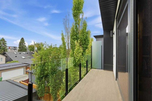 2407 31 Avenue Sw, Calgary, AB 