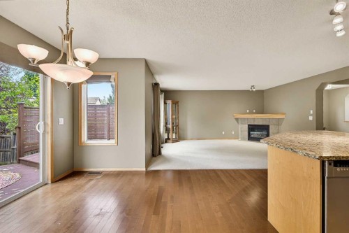 7308 26 Avenue Sw, Calgary, AB 