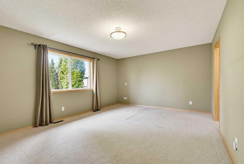 7308 26 Avenue Sw, Calgary, AB 