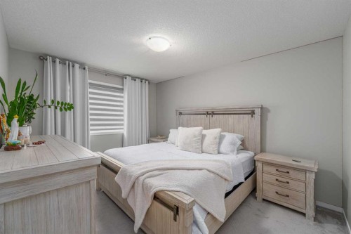 1040 Seton Circle Se, Calgary, AB 
