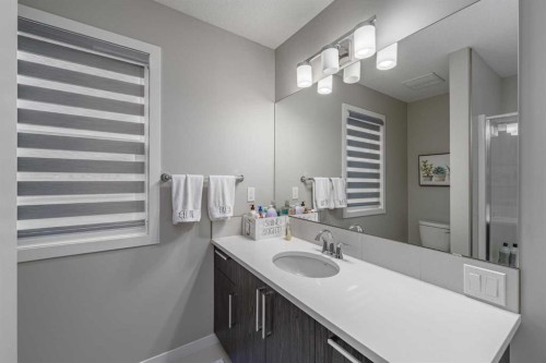 1040 Seton Circle Se, Calgary, AB 