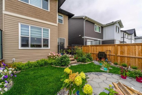 1040 Seton Circle Se, Calgary, AB 