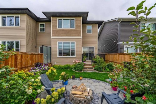 1040 Seton Circle Se, Calgary, AB 