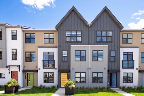 1490 Rangeview Drive Se, Calgary, AB 