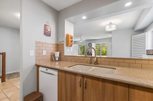 30 Windstone Lane Sw, Airdrie, AB 