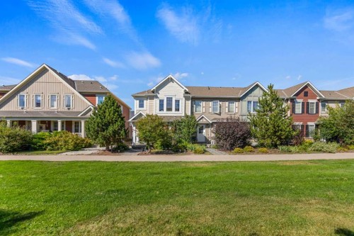 30 Windstone Lane Sw, Airdrie, AB 