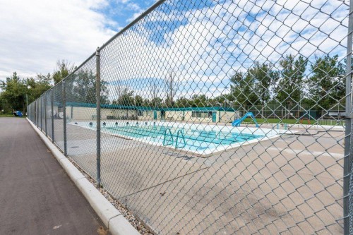 3617 3 Street Sw, Calgary, AB 