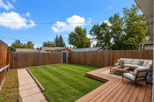 6326 37 Street Sw, Calgary, AB 