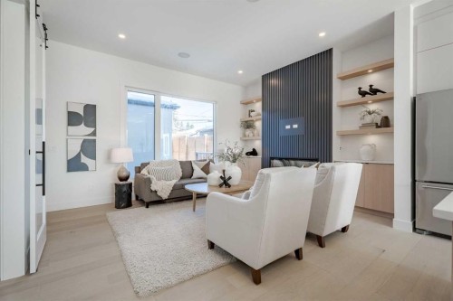 44 Collingwood Place Nw, Calgary, AB 