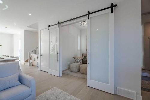 44 Collingwood Place Nw, Calgary, AB 