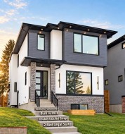 44 Collingwood Place NW Calgary, AB T2L 0P9