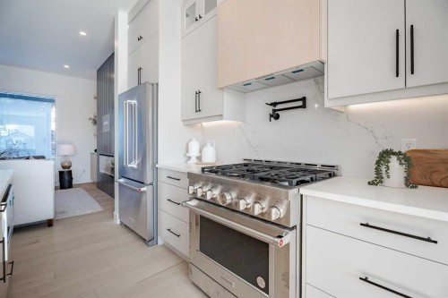 44 Collingwood Place Nw, Calgary, AB 