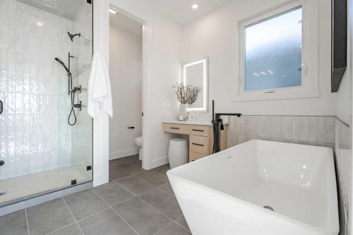 44 Collingwood Place Nw, Calgary, AB 