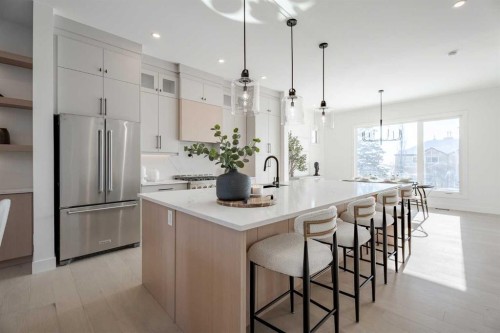 44 Collingwood Place Nw, Calgary, AB 