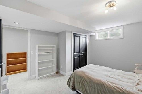 72 Sunlake Road Se, Calgary, AB 