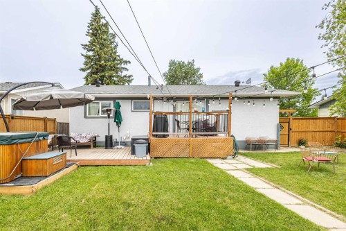 100 Marbrooke Circle Ne, Calgary, AB 