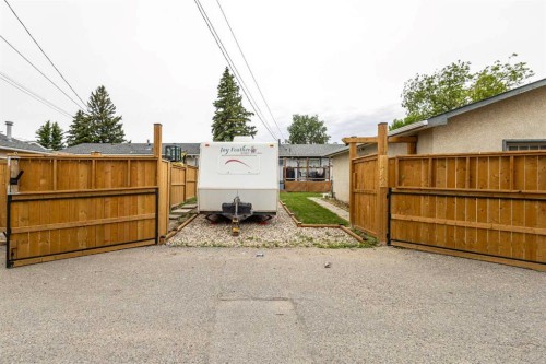 100 Marbrooke Circle Ne, Calgary, AB 