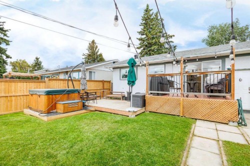 100 Marbrooke Circle Ne, Calgary, AB 
