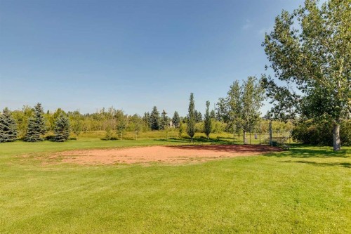 558 Strathcona Drive Sw, Calgary, AB 