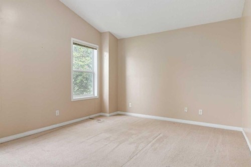 109 Hidden Creek Gardens Nw, Calgary, AB 