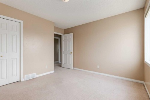 109 Hidden Creek Gardens Nw, Calgary, AB 
