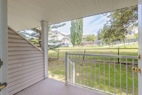 109 Hidden Creek Gardens Nw, Calgary, AB 