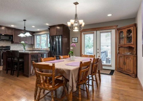 99 Silver Brook Drive Nw, Calgary, AB 