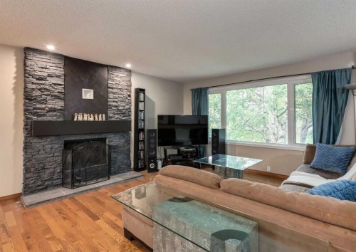 99 Silver Brook Drive Nw, Calgary, AB 