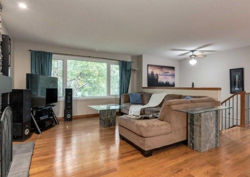 99 Silver Brook Drive Nw, Calgary, AB 