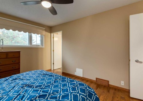 99 Silver Brook Drive Nw, Calgary, AB 