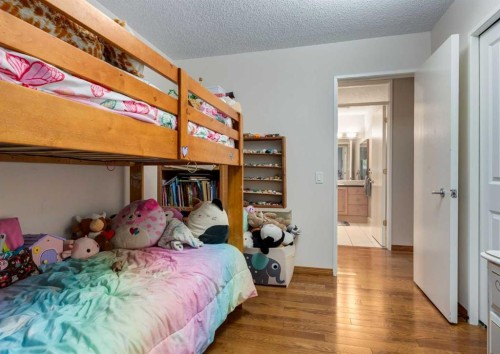 99 Silver Brook Drive Nw, Calgary, AB 