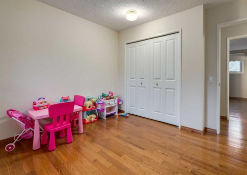 99 Silver Brook Drive Nw, Calgary, AB 
