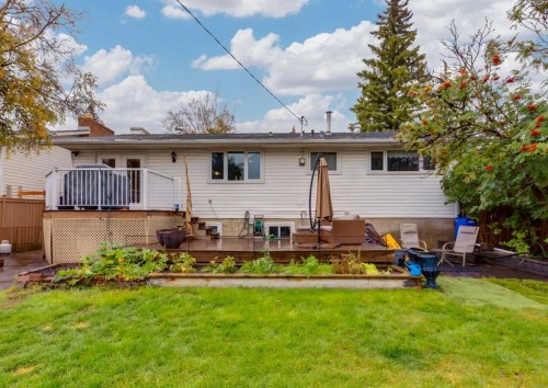 99 Silver Brook Drive Nw, Calgary, AB 