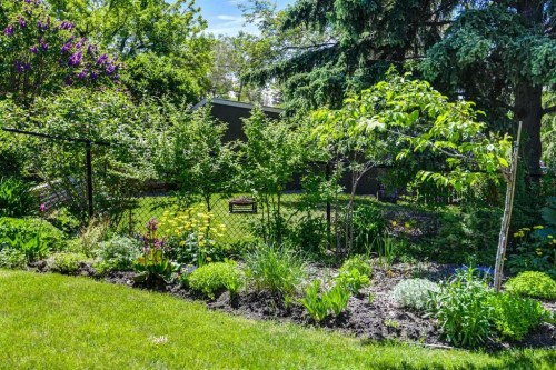 47 Cambridge Road NW, Calgary, AB T2K 1R1 4
