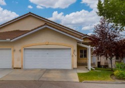 115 Scimitar Heath NW Calgary, AB T3L 2E1