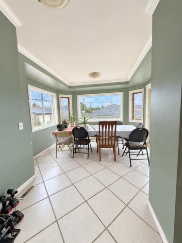 1432 Russet Road Ne, Calgary, AB 